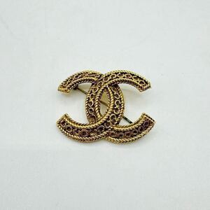 CHANEL Chanel here Mark brooch gold group Vintage 