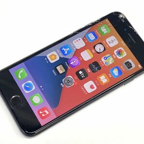 【E048】中古 割れあり iPhone SE ブラック 64GB MHGP3J/A 判定○ スマホ 箱/充電コード付き bの画像2