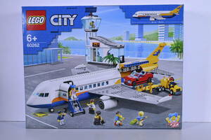  unopened new goods Lego LEGO City passenger airplay n60262