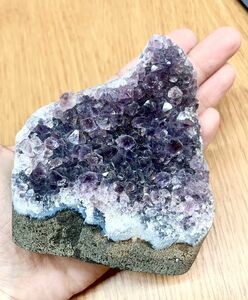 アメシスト　紫水晶　天然石　インドマハラシュトララ　ナシク
