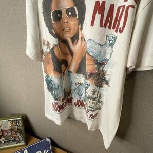 BRUNO MARS ブルーノ・マーズ ツアーTシャツ バンドTシャツ 白 Mの画像4