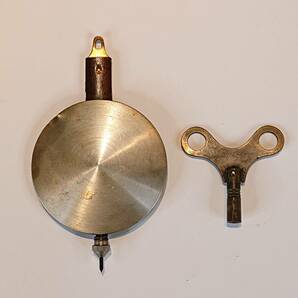A02-0401 昭和レトロ 古時計 振子時計 掛時計 ゼンマイ式 小型 動作品の画像10