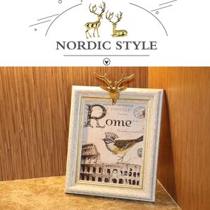 フォトフレーム 写真立て アンティーク風 鹿飾り おしゃれ 木製 額縁 記念日 プレゼント 200*280*35mm 白