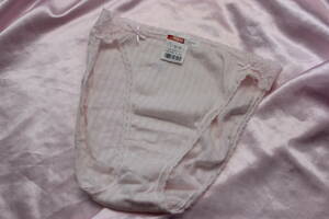 546 unused Wacoal wing shorts L size 