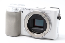 ソニー SONY α6100 パワーズームレンズキット ホワイト ILCE-6100L W_画像2