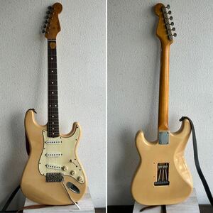 ◆Fender STRATOCASTER　エレキギター　動作確認なし　中古品◆