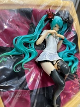 グッドスマイルカンパニー 1/8 PVC塗装済み完成品フィギュア supercell feat.初音ミク ワールドイズマイン ナチュラルフレーム_画像3