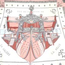 1円スタート HERMES エルメス カレ90 VUE DU CAROSSE DE LA GALERE LA REALE クイーンの戴冠式 スカーフ 大判 ピンク ホワイト シルク 絹_画像7