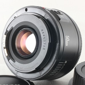 ◆超極上美品◆キヤノン Canon EF 50mm F1.8 II フルサイズ対応 単焦点レンズ◇43529の画像2