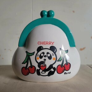 内藤ルネ RUNE CHERRY 当時物 さくらんぼ柄 がま口 お財布型 陶器製 貯金箱 ルネ レトロ ファンシー雑貨 昭和レトロ パンダ グリーン 財布の画像1