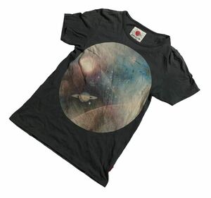 ■ Paul Smith SINGLE FIN ポールスミス シングルフィン ■ フロント ビッグ アース プリント 半袖 Tシャツ グレー系 S