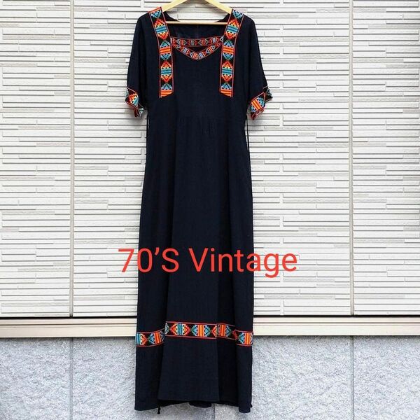 【送料無料・Vintage】EMBROIDERY BLACK S/S DRESS