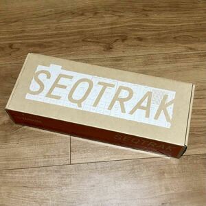 新品未開封YAMAHA SEQTRAK OR (オレンジ) シークトラック/グルーヴボックス シーケンサー サンプラー シンセサイザー