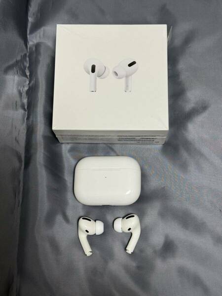 Apple AirPods Pro 第一世代 中古品MWP22J\A