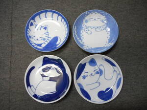 NEW藍染ねこちぐら軽量13.5㎝丸皿４柄セット　日本製　美濃焼　新品未使用　陶磁器製