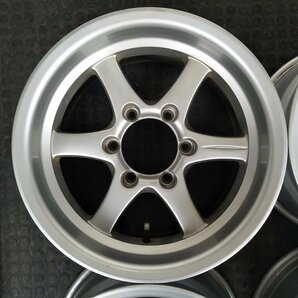 管理番号：A4-16【4本価格】【16×8J 6x139.7 ET+5 ハブ110】ハイエース ハイラックス ランクル等・店頭引取可能・適格請求書発行可能の画像6