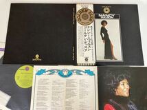 ナンシー・ウィルソン Nancy Wilson / GOLDEN DISK 帯付BOOK型エンボス加工LP CAPITOL ECP95071B 71年盤,歌詞対訳,補充注文票付,_画像3