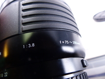 ニコン　AF　シグマ　大口径　75-200ｍｍF3.8 　マクロ　_画像2