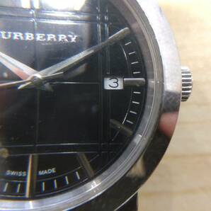 24.89.0119【中古品】BURBERRY バーバリー 腕時計 BU1364 現状不動品 バックル不良の画像3