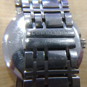 24.89.0119【中古品】BURBERRY バーバリー 腕時計 BU1364 現状不動品 バックル不良の画像7