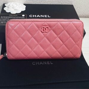 近代モデル　CHANEL キャビアスキン　財布