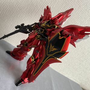 HGUC シナンジュ チタニウムフィニッシュ MSN-06S SINANJU 機動戦士ガンダムUC（ユニコーン） 素組 バンダイ ガンプラの画像6