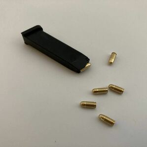 【金属製】Glock 17 G17 1/3スケール ミニチュア金属製モデルガン！収納ケース付き！排莢アクション！ホールドオープンも！分解可能！の画像3