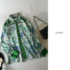 超美品☆ザラ ZARA☆洗える スカーフ柄ブラウスシャツ Mサイズ☆C-K 1633の画像1