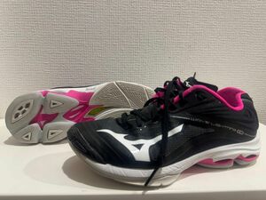 MIZUNO ミズノ　バレーボール　シューズ　ウェーブライトニング　Z6 