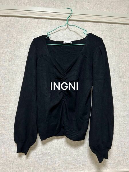 レディース INGNI イング トップス ブラック ギャザーニット M