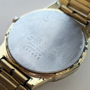当時物 希少レア SEIKO 6030-7060 セイコー シーガル 3針クオーツ ゴールド文字盤 メンズ ゴールドカラー腕時計 電池交換済 稼働品の画像8
