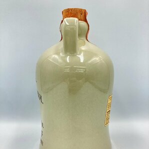 ST【同梱不可】ヘンリーマッケンナ 陶器 ※木箱蓋修繕跡あり 750ml 1499g 未開栓 古酒 Z047916の画像2