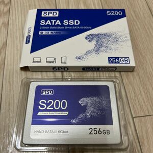 SPD SSD 256GB SATAIII R:550MB/s 内蔵2.5インチ S200-SC256G 中古　美品
