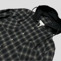 ・希少 SACAI 20AW ミリタリーフード チェック ウェスタンシャツ ブラック size:4 /ブルゾンジャケットニットパンツデニムパーカー_画像4