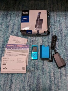 0604u1949　SONY ウォークマン Eシリーズ [メモリータイプ] スピーカー付 2GB ブルー NW-E062K/L