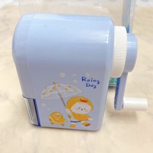 手動レバー 鉛筆自動進入 ペン回しナイフ 小学生 子供専用鉛筆削り器かわいい 青