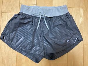 ナイキ NIKE DRY-FIT パンツ ショート ショーパン 総柄 S グレー レディース