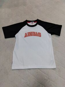 adidas アディダス　Tシャツ