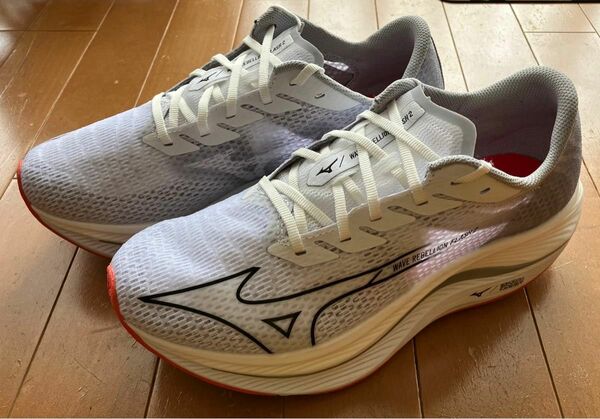 GW中のみ値下げ！！　ウェーブリベリオンフラッシュ2 ミズノ　mizuno サイズ26.5