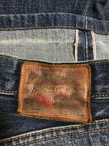 ■　1円スタート　売り切り　Levis　501　赤耳　革パッチ　劇色落ち　中古　　　　W31　要写真確認