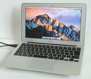 Apple MacBook Air 11インチ 2010 A1370 1.4GHz/SSD128/2GB