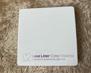 Love Liner Color Palette 限定　ラブライナー アイカラーパレット ロマンティックブルーム ダリアブーケ