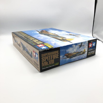 TAMIYA 1/32 スーパーマリンスピットファイアMk. 未組立品_画像2