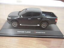 三菱　トライトン　ミニカー　グレー　MITSUBISHI　TRITON　L200_画像3