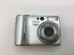 18130 【動作品】 Nikon ニコン COOLPIX 4200 コンパクトデジタルカメラ 純正バッテリー付属