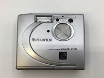 49251 【動作品】 FUJIFILM 富士フイルム FinePix 4500 コンパクトデジタルカメラ 電池式_画像1