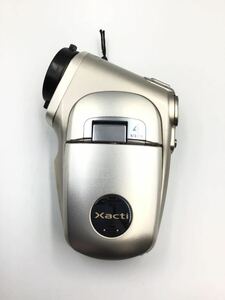 52686 【動作品】 SANYO 三洋電機 Xacti DMX-C4 コンパクトデジタルカメラ バッテリー付属