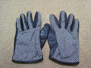  reverse side cloth equipped! stylish gloves!