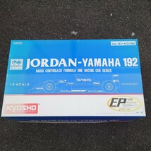 蔵出し　絶版　京商 KYOSHO　1/8 新品未組み立て JORDAN-YAMAHA 192 ジョーダン ヤマハ 192 F1レーシングカー _画像1