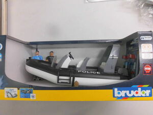 bruder blue da-1/16 Police boat ( figure 2 piece, light attaching )